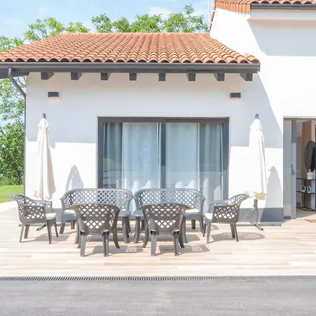 Villa Marina Y Alfonso *